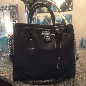 Authentic Michael Kors shoulder bag